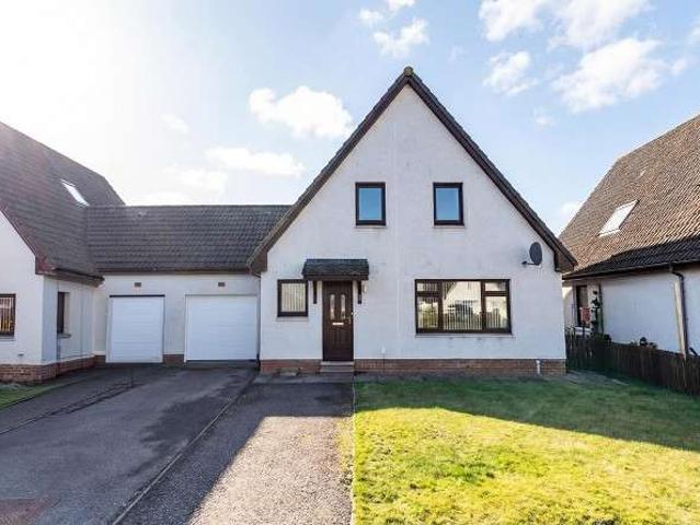 Farm for sale in Lentran, Scotland