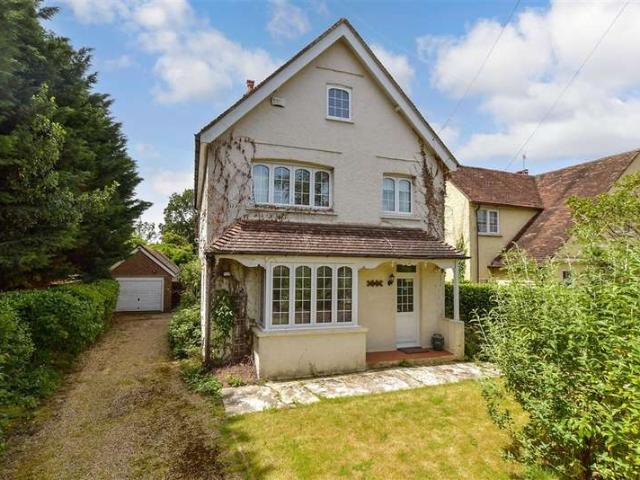 Farm for sale in Fole, Surrey