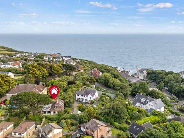 Farm for sale in Rotherslade, Newton