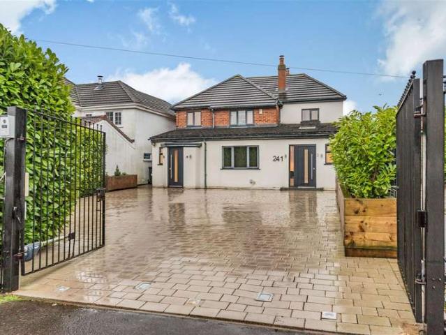 Farm for sale in Aldridge, Little Aston