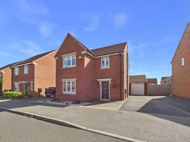 Farm for sale in Pontefract, West Yorkshire