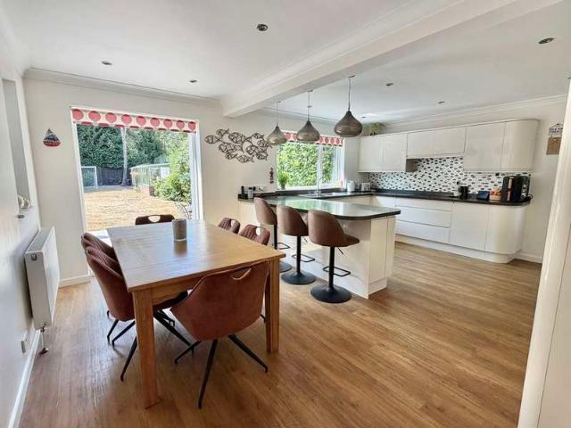 Farm for sale in Corfe Mullen