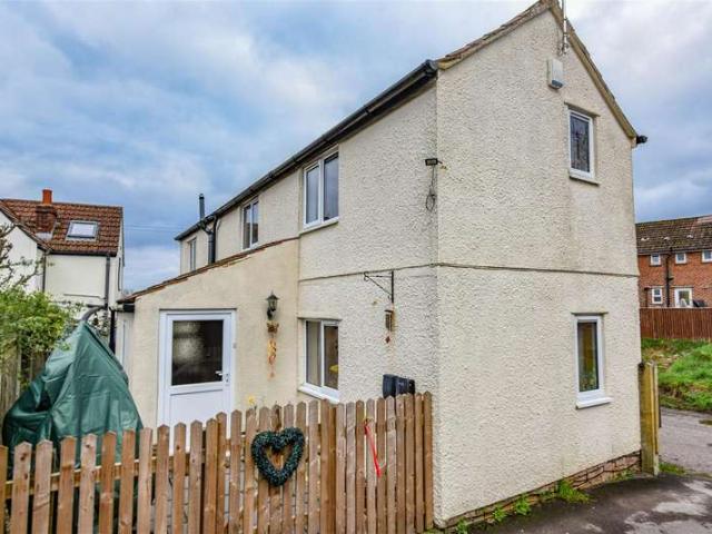 Farm for sale in Ham, School House