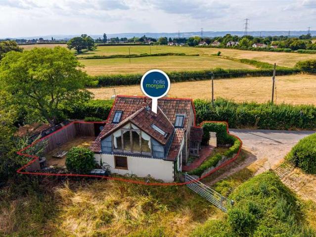 Farm for sale in Milbury Heath, Lower Morton
