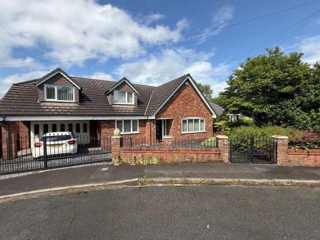Farm for sale in Woolston, Warrington