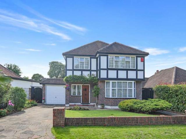Farm for rent in London Borough of Croydon, Kenley