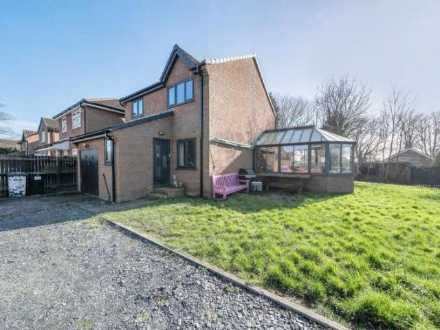 Farm for sale in Brayton