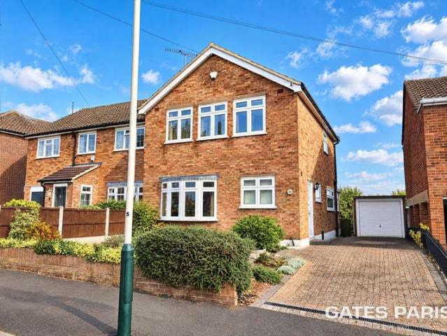 Farm for sale in London Borough of Havering, Greater London