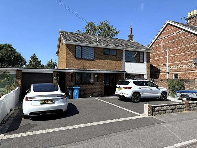 Farm for sale in Poole