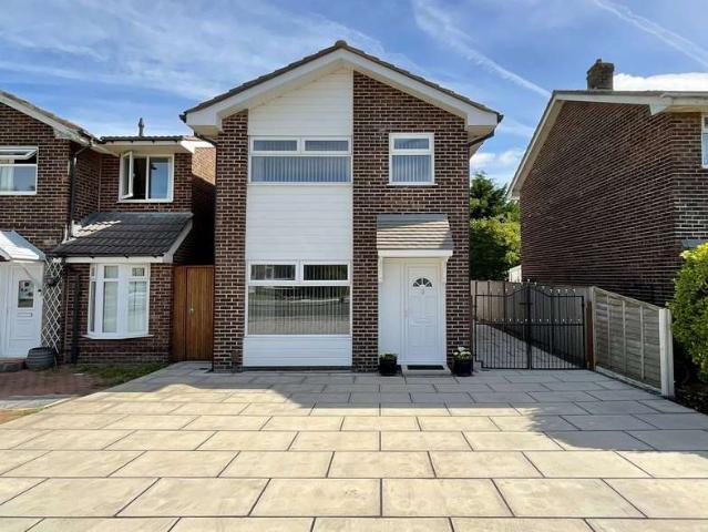 Farm for sale in Blowick, Southport