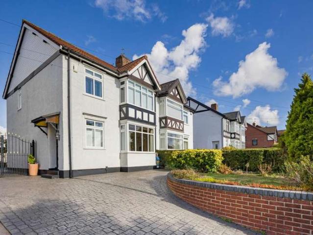 Farm for sale in Feckenham, City Of Bristol