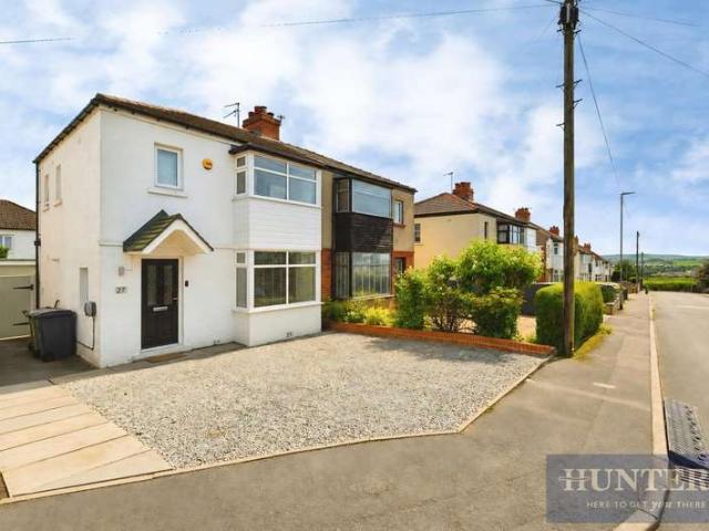 Farm for sale in Rufford Park, Yeadon