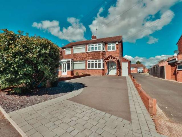 Farm for sale in Tansey Green, Brierley Hill