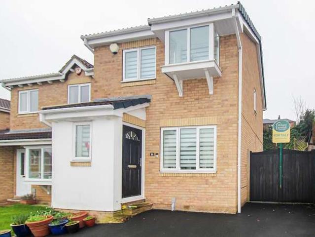 Farm for sale in Crigglestone, West Yorkshire