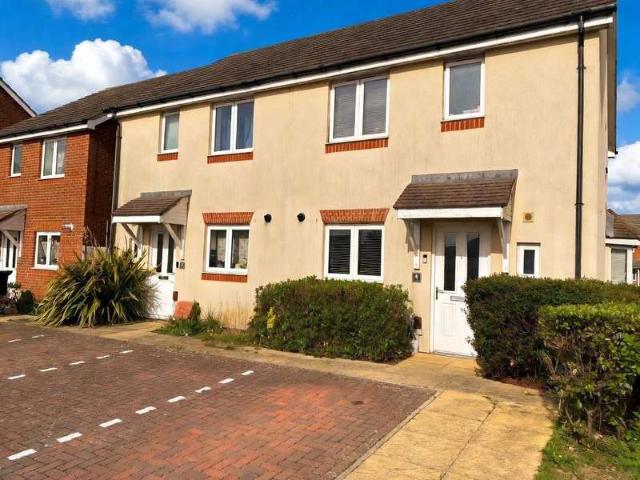 Farm for rent in Throop, Bournemouth