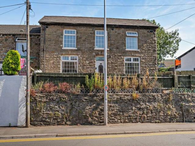 Farm for sale in Ystrad, Gelli
