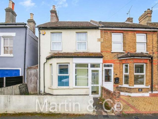 Farm for sale in London Borough of Croydon, Greater London