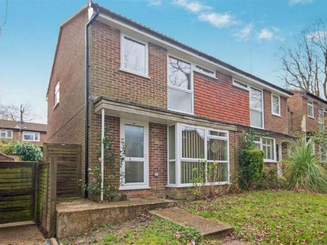 Farm for rent in Perryfields, West Sussex