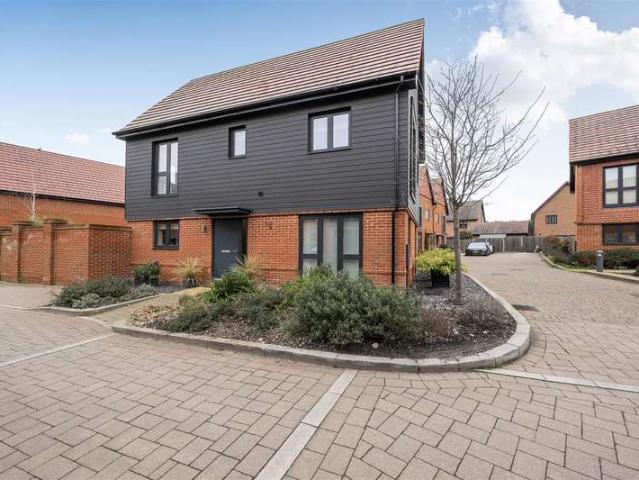 Farm for sale in Buckler's Park, Crowthorne