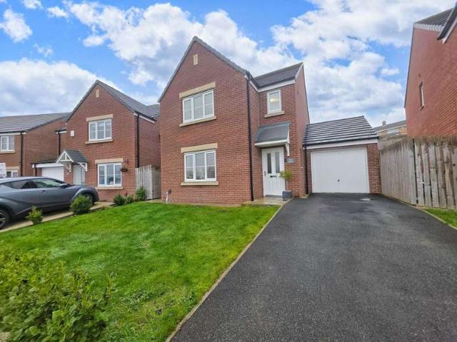 Farm for sale in Wilthorpe, Pogmoor