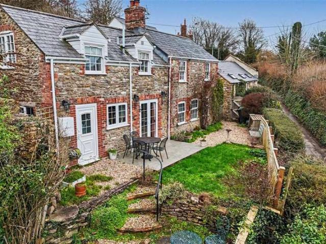 Farm for sale in Litton Cheney