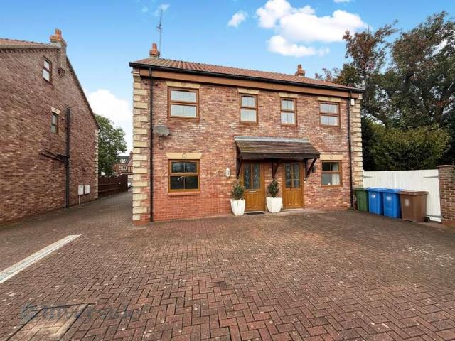 Farm for sale in Hessle, Hull and East Yorkshire