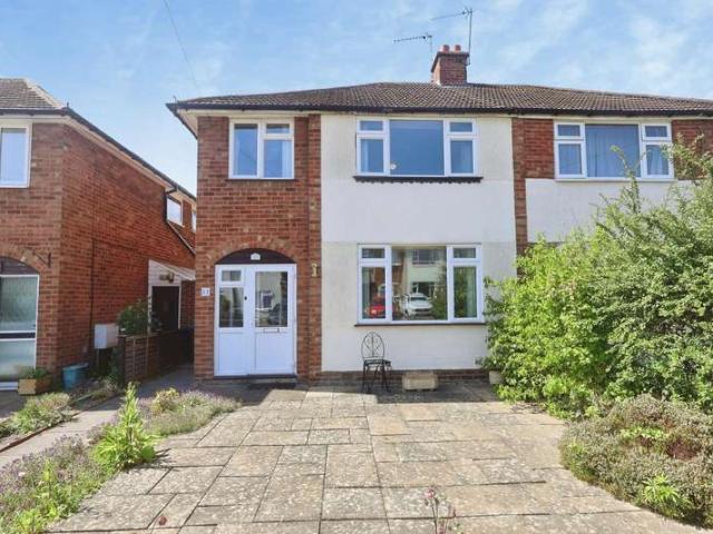 Farm for sale in Stratford-upon-Avon, Alderminster