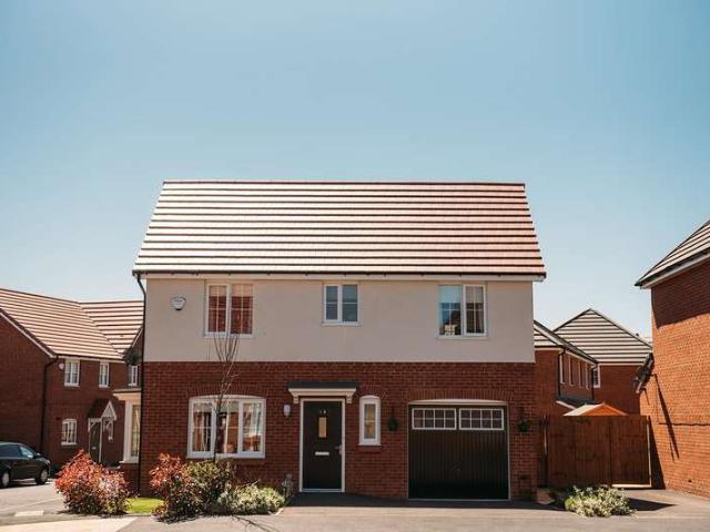 Farm for rent in Rossmore, Cheshire