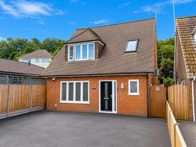 Farm for sale in Willesborough Lees, Bridgefield