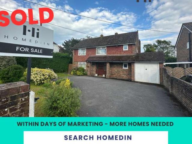 Farm for sale in Cox Green, Horsham