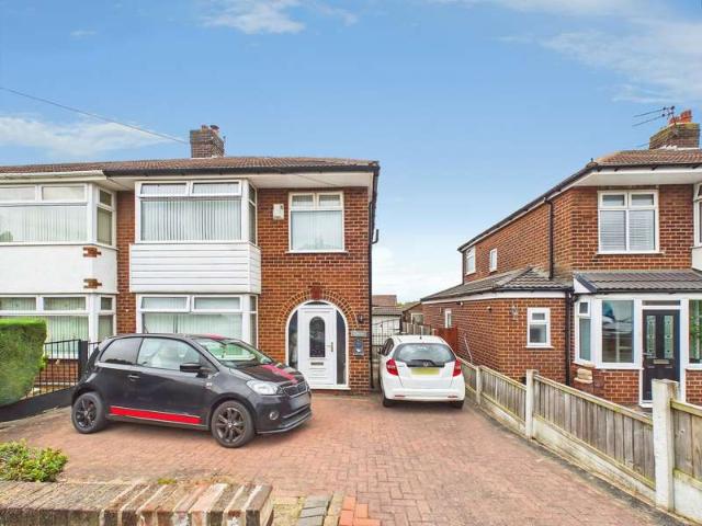 Farm for sale in Nutgrove, St Helens