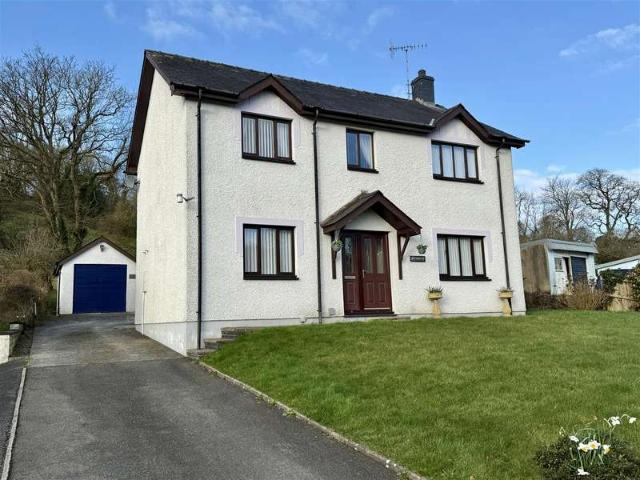 Farm for sale in Aberaeron, Wales