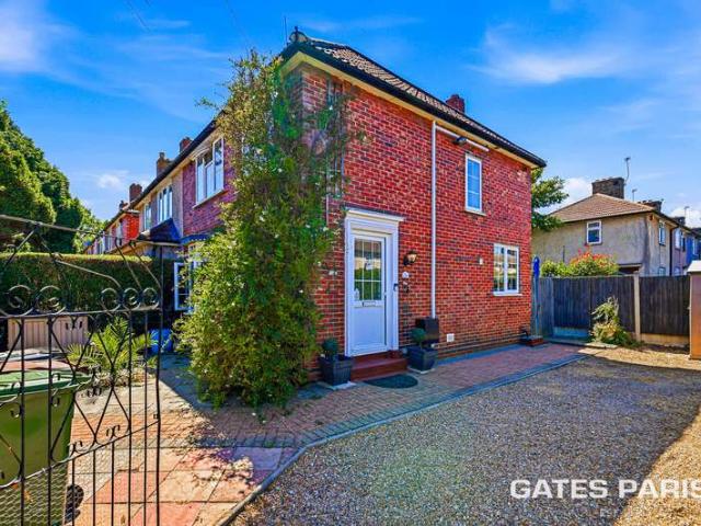 Farm for sale in London Borough of Barking and Dagenham, Greater London