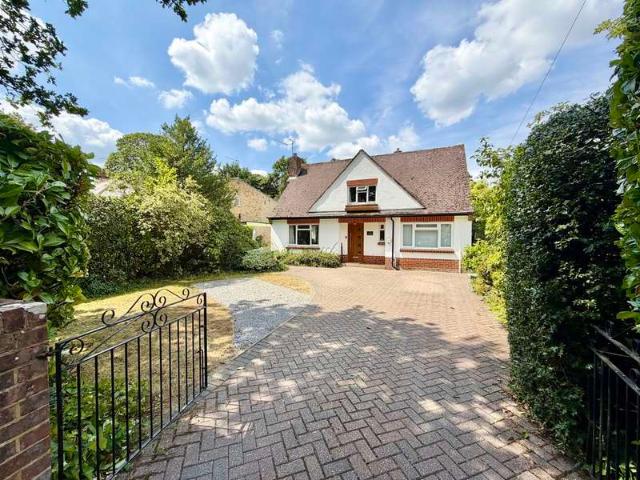 Farm for sale in Corfe Mullen