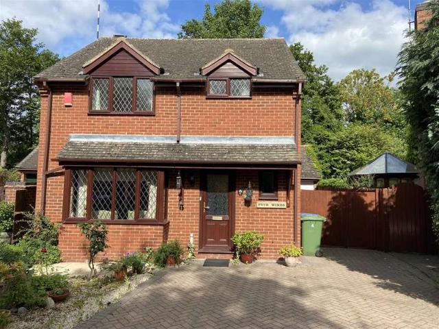 Farm for sale in Alderminster, Warwickshire