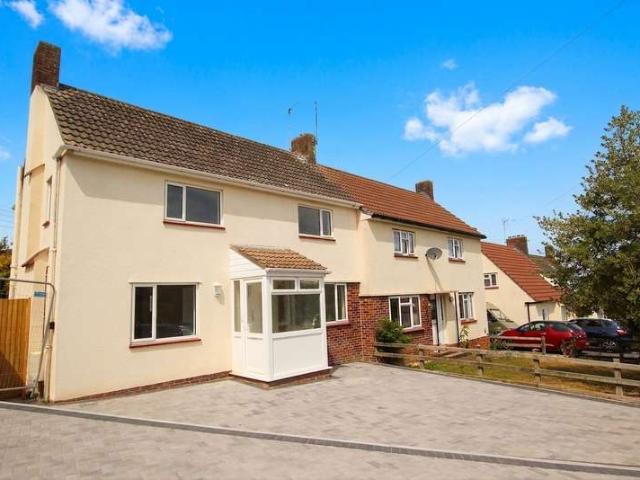 Farm for sale in Locking Parklands, Locking