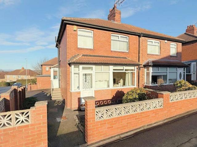 Farm for sale in Pudsey, West Yorkshire