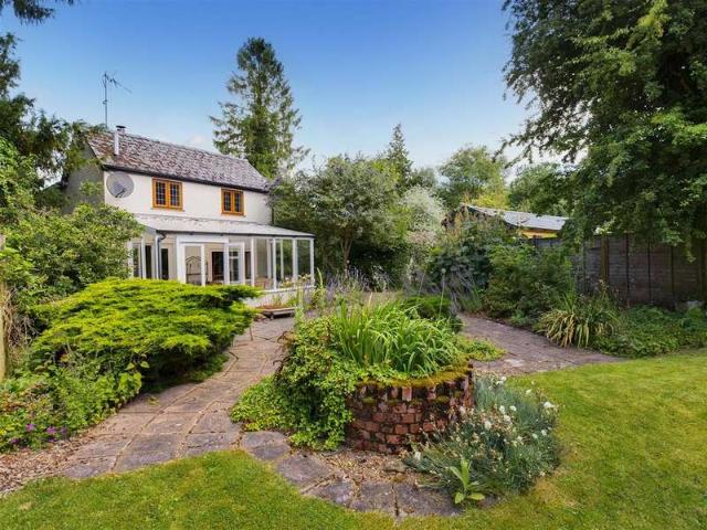 Farm for sale in Ivington Green, Sandpits