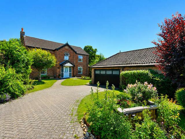 Farm for sale in East Lound, North Lincolnshire