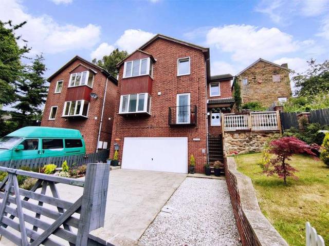 Farm for sale in Worsbrough, Worsbrough Dale