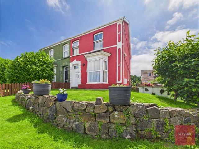 Farm for sale in Dunvant, Wales