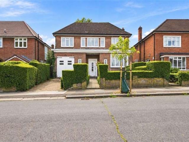 Farm for sale in Hendon, Greater London