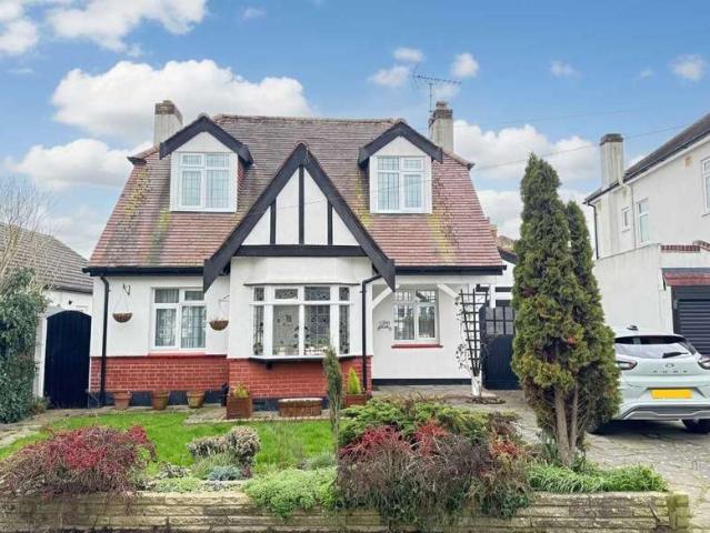 Farm for sale in Alton Barnes, Essex