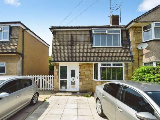 Farm for sale in Cottingley, West Yorkshire
