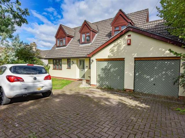 Farm for sale in School House, Gloucestershire