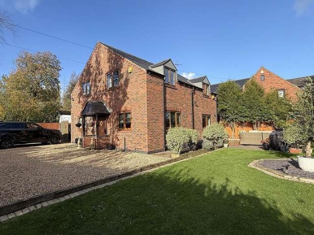 Farm for sale in Grimston, Melton