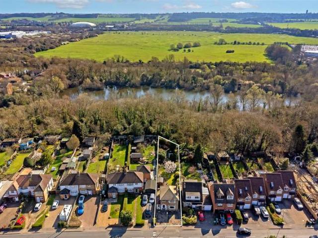 Farm for sale in Five Acres, Hertfordshire
