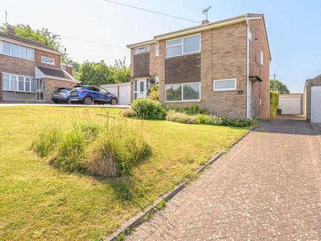 Farm for sale in Coseley, West Midlands