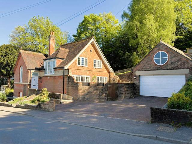 Farm for sale in Sandown Park, Kent
