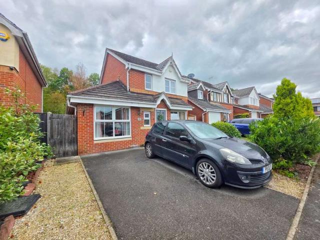 Farm for sale in Darfield, South Yorkshire
